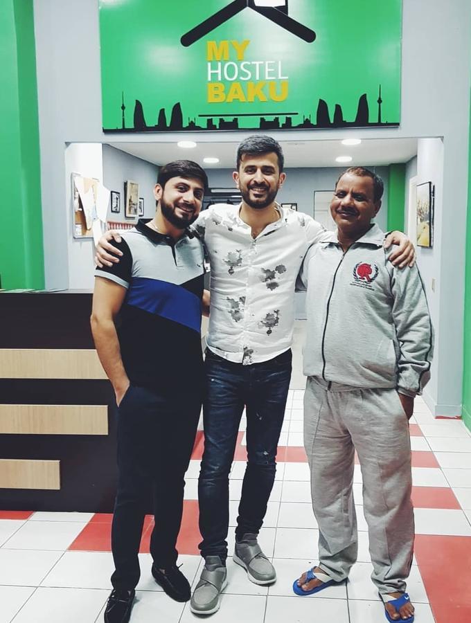 Myhostel Baku Bagian luar foto